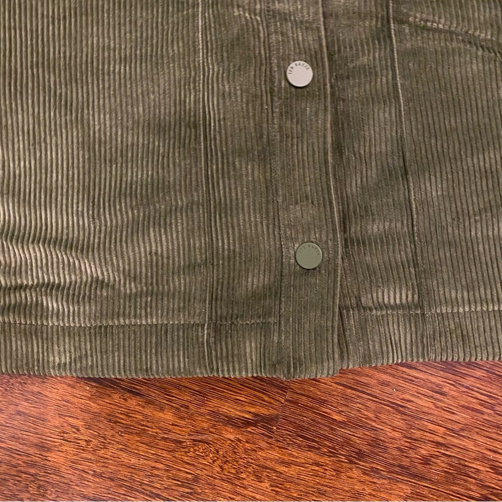 Ted Baker London Mini Hunter Green Women’s Corduroy Front Button Down Skirt - Picture 4 of 6